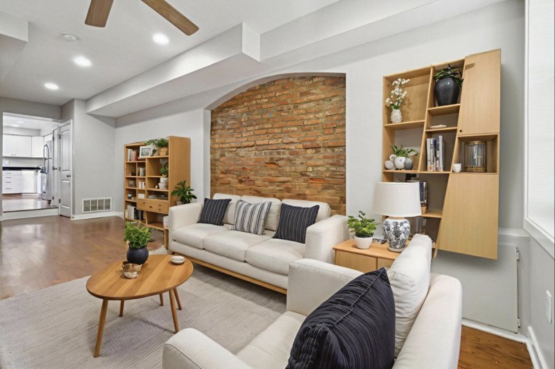 Modern 3BR Townhome with Open Floor Plan & Stylish Kitchen property image