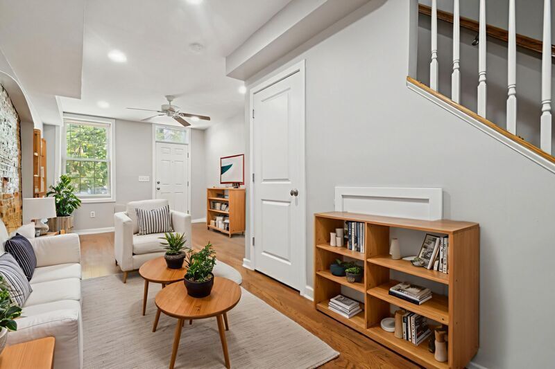 Modern 3BR Townhome with Open Floor Plan & Stylish Kitchen property image