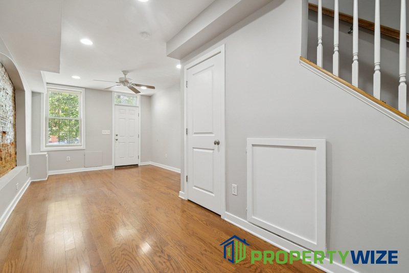 Modern 3BR Townhome with Open Floor Plan & Stylish Kitchen property image