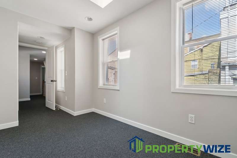 Modern 3BR Townhome with Open Floor Plan & Stylish Kitchen property image