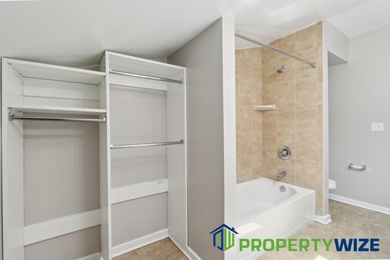 Modern 3BR Townhome with Open Floor Plan & Stylish Kitchen property image