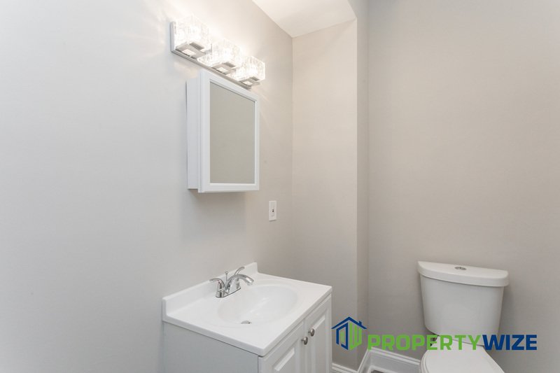 Lovely 3 BR Home in Great Neighborhood! property image