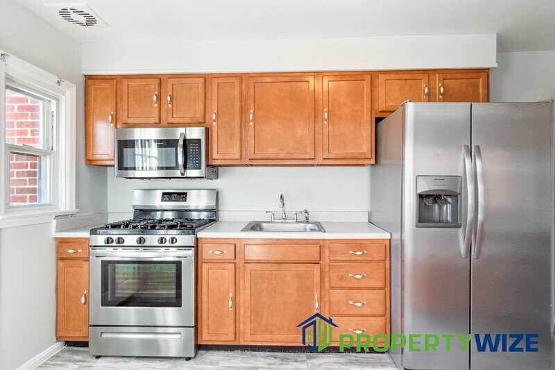 Lovely 3 BR Home in Great Neighborhood! property image