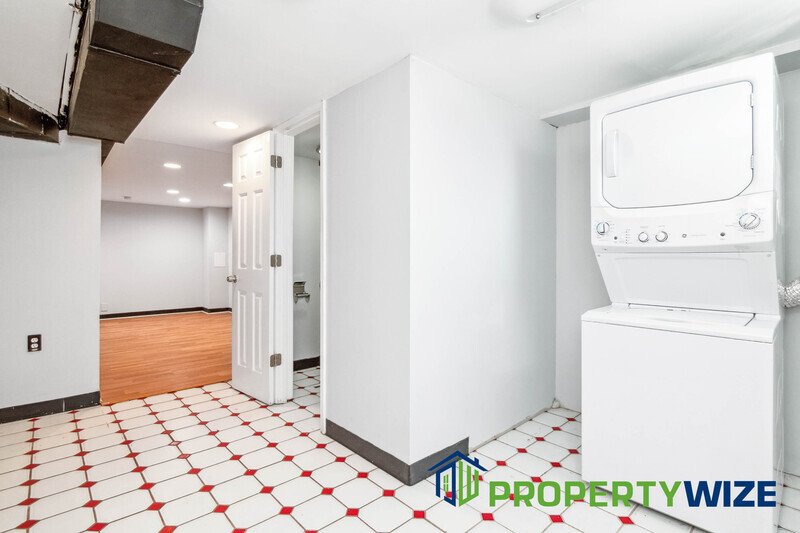 Lovely 3 BR Home in Great Neighborhood! property image