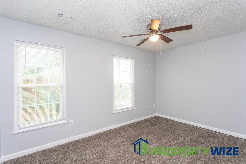 Lovely 4 BR Home in Great Neighborhood! property image