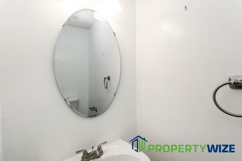 Lovely 4 BR Home in Great Neighborhood! property image