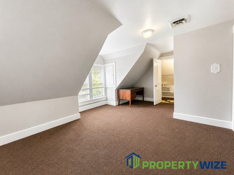 A peaceful tranquil space all for yourself! This well maintained 3rd floor 1-Bedroom, 1-Bath Apartment have all your wish list property image