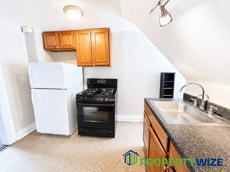 A peaceful tranquil space all for yourself! This well maintained 3rd floor 1-Bedroom, 1-Bath Apartment have all your wish list property image