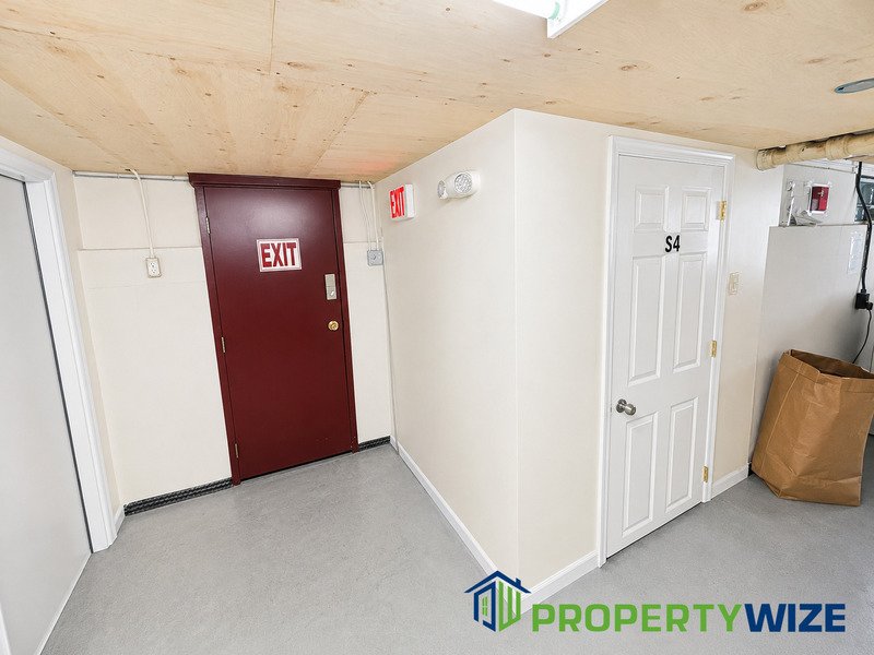 A peaceful tranquil space all for yourself! This well maintained 3rd floor 1-Bedroom, 1-Bath Apartment have all your wish list property image