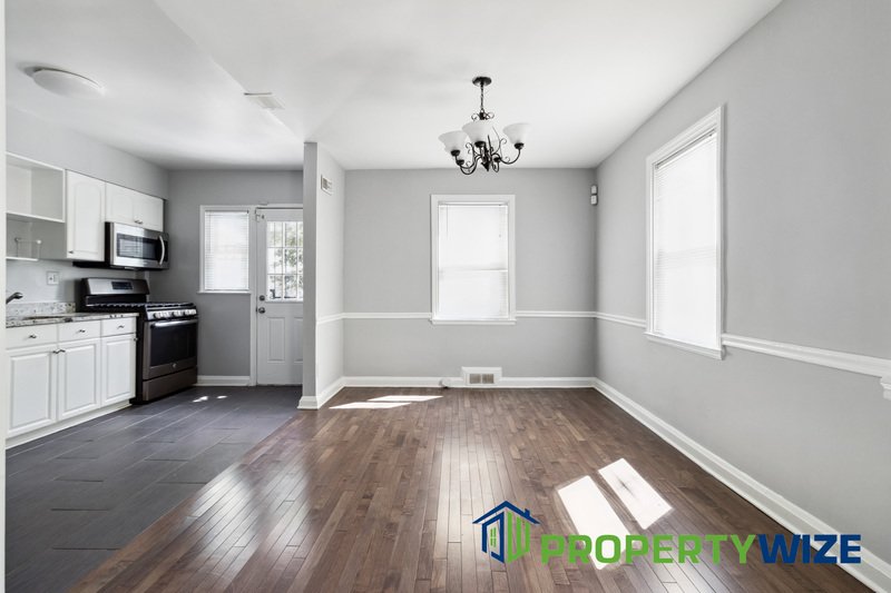 Lovely 3 BR Home in  Great Neighborhood property image