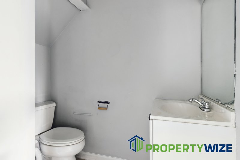 Lovely 3 BR Home in  Great Neighborhood property image