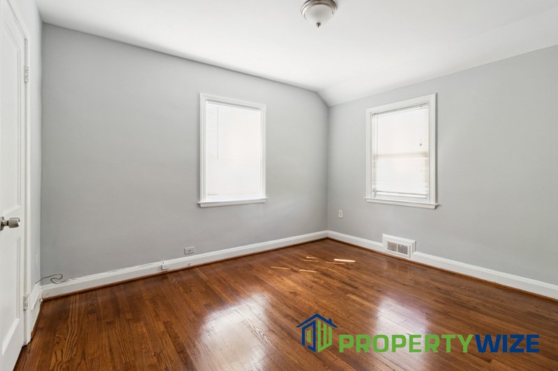 Lovely 3 BR Home in  Great Neighborhood property image
