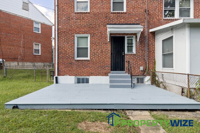 Lovely 3 BR Home in  Great Neighborhood property image