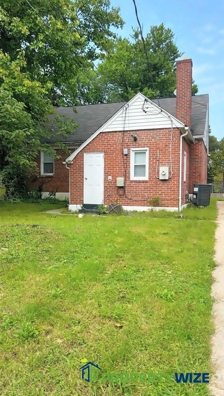 Spacious and inviting layout with comfortable living areas and thoughtful features throughout. property image