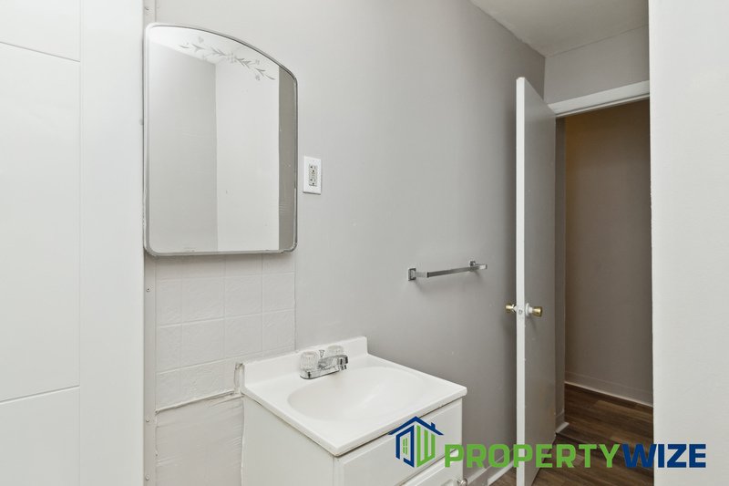 Charming 1BR Apt in Great Neighbourhood! property image